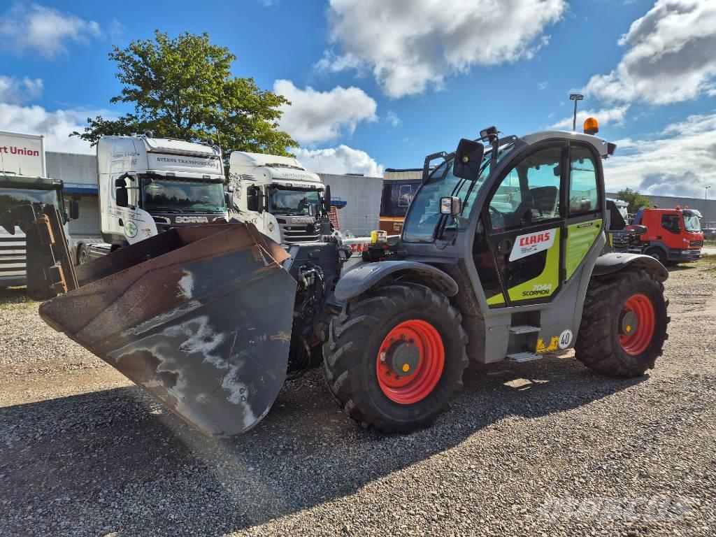 CLAAS Scorpion 7044 Farming telehandlers