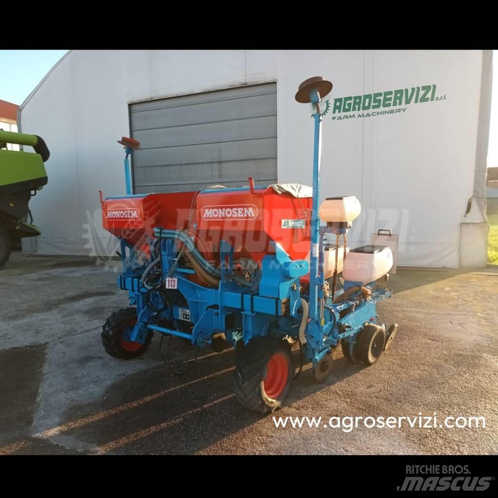 Monosem NG PLUS 6 Precision sowing machines