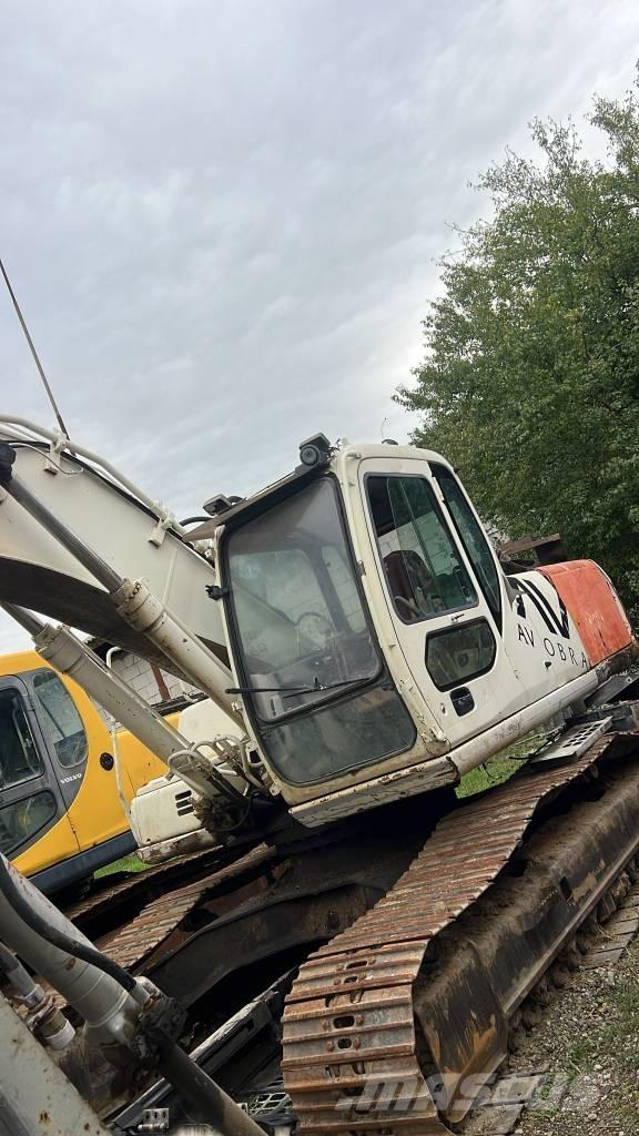 CASE CX 240 Cabins and interior