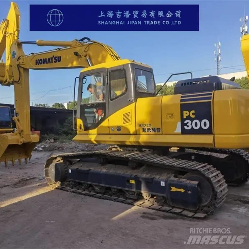 Komatsu PC 300 Crawler excavators