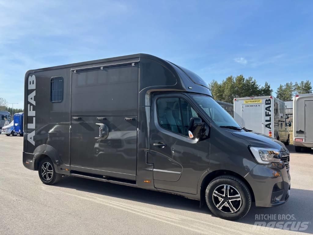 Renault Master Livestock carrying trucks