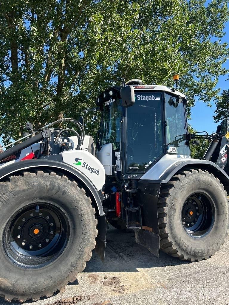 Huddig 1260D TLB's