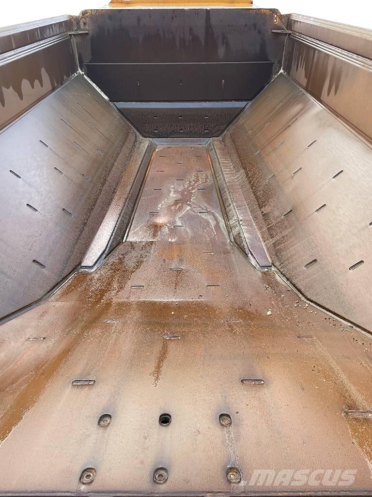 Volvo A40G Articulated Haulers