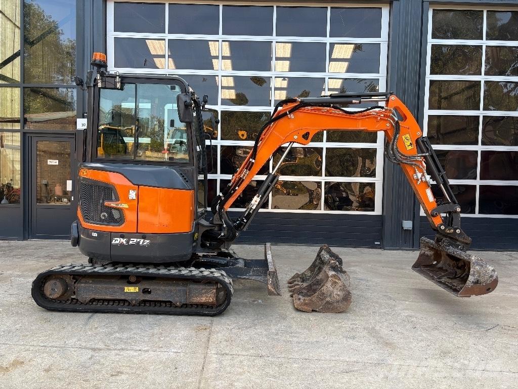 Doosan DX 27 Z Mini excavators < 7t
