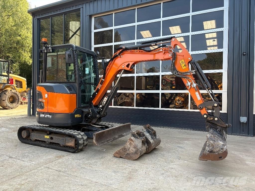 Doosan DX 27 Z Mini excavators < 7t
