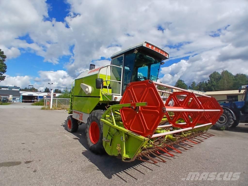 CLAAS Dominator 58 S Combine harvesters