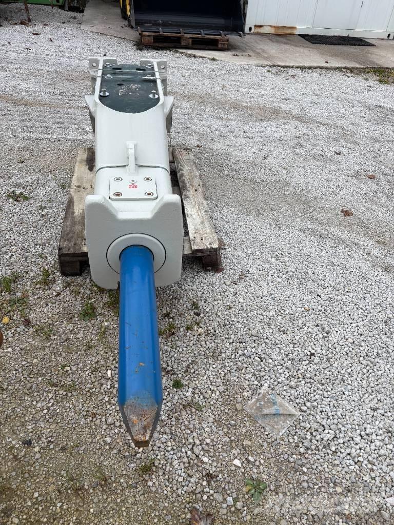 Furukawa F22LN Hammers / Breakers