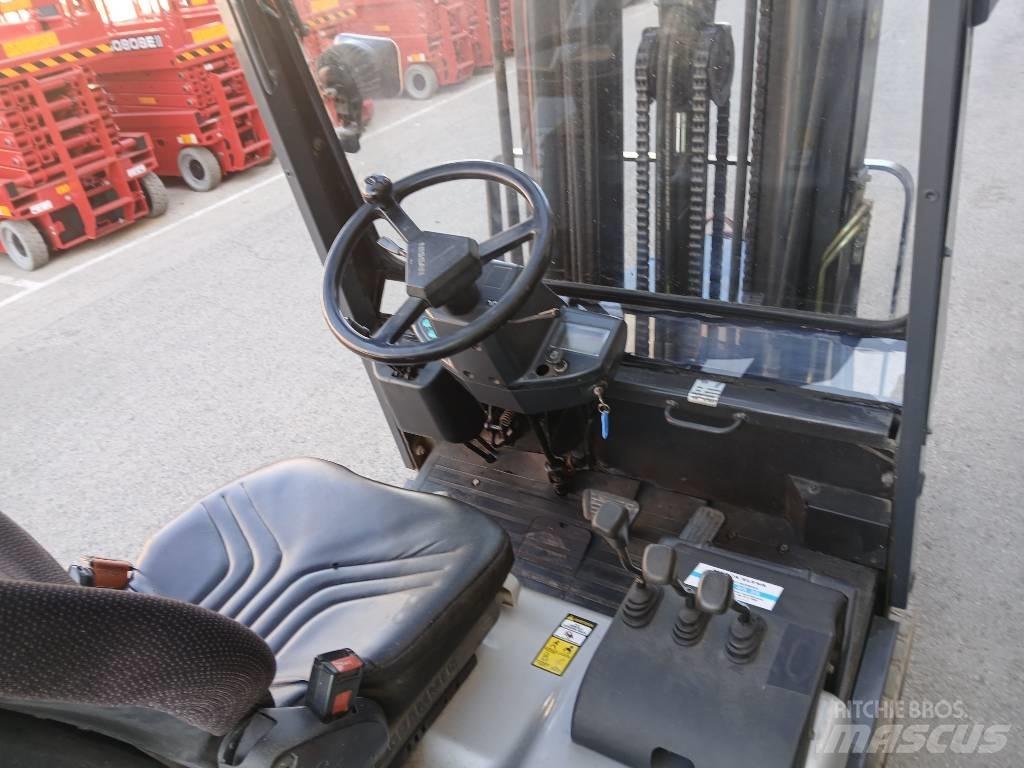 Nissan Q02 L 20 CU Electric forklift trucks