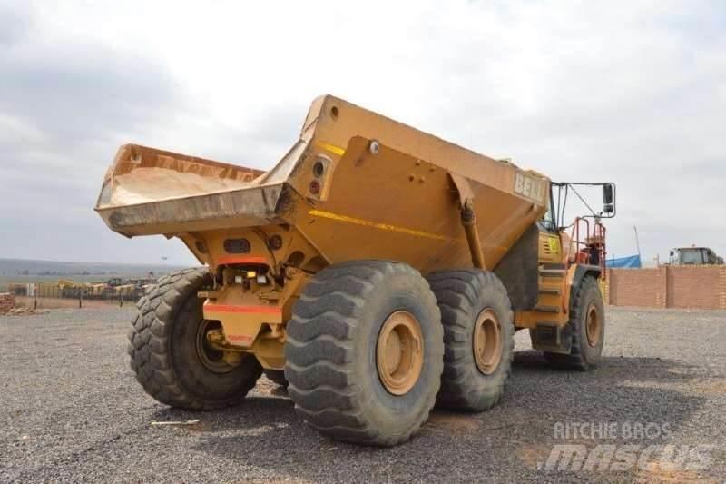 Bell B40D Articulated Haulers