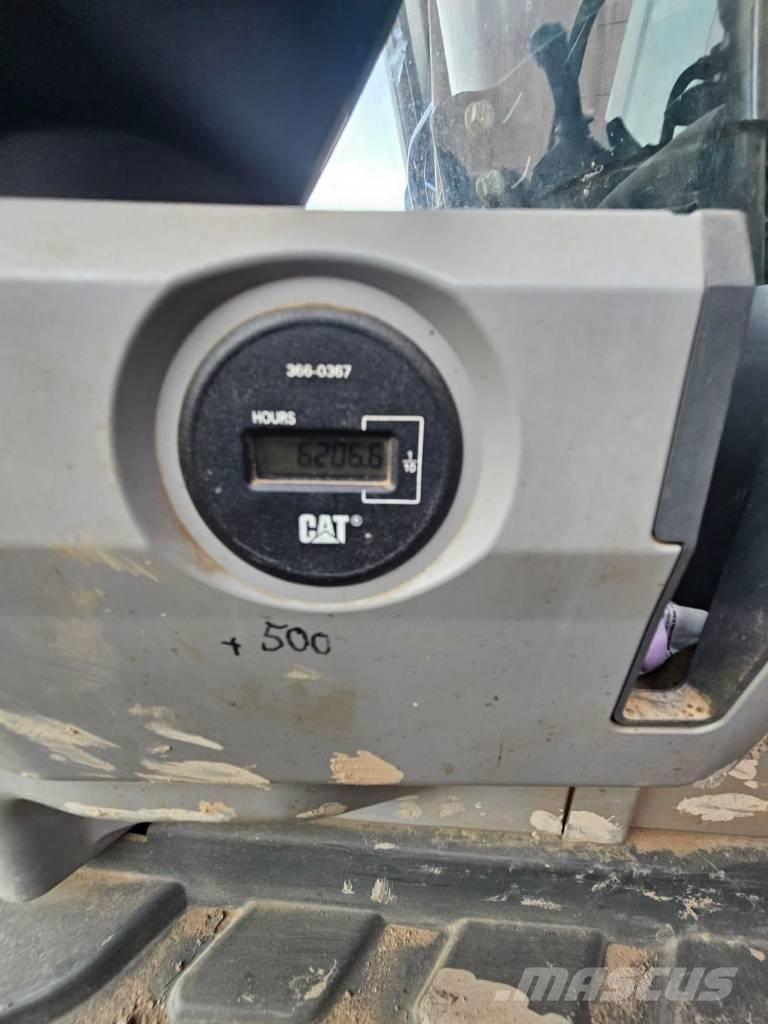 CAT 352 F Crawler excavators