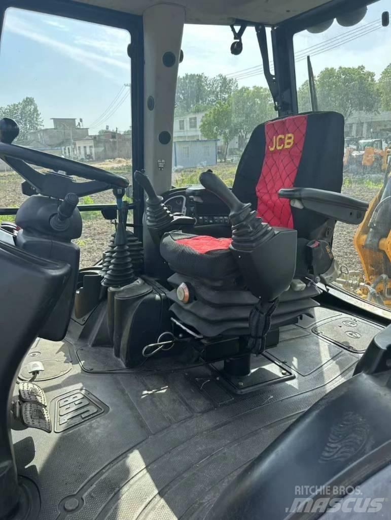 JCB 4 CX TLB's