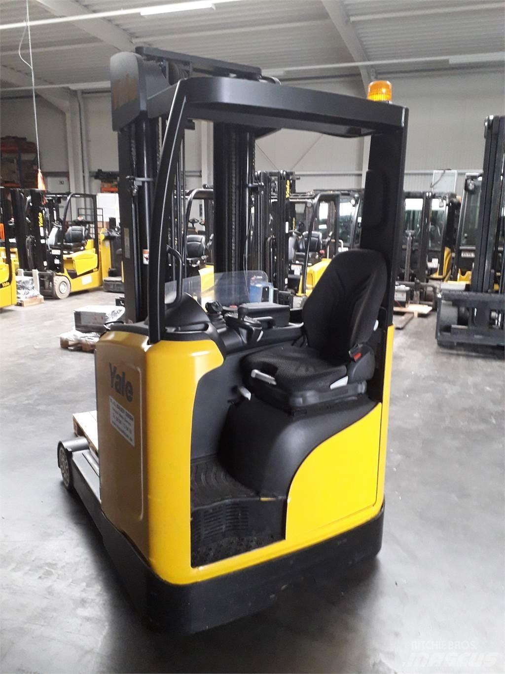 Yale MR14 Reach truck
