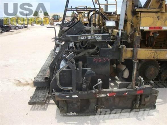 CAT AP-1050B Asphalt pavers