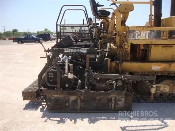CAT AP-1050B Asphalt pavers