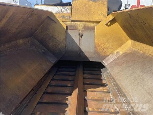 CAT AP-1055D Asphalt pavers