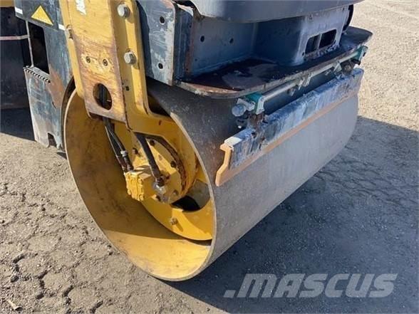 CAT CB-214E Single drum rollers