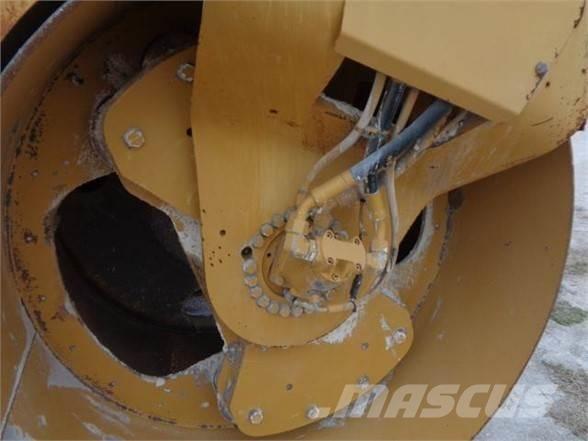 CAT CB-534DXW Single drum rollers
