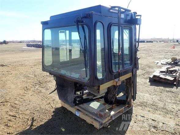 CAT D6R Cabins and interior
