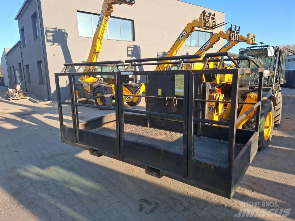 JCB kosz narzędziowy Other components