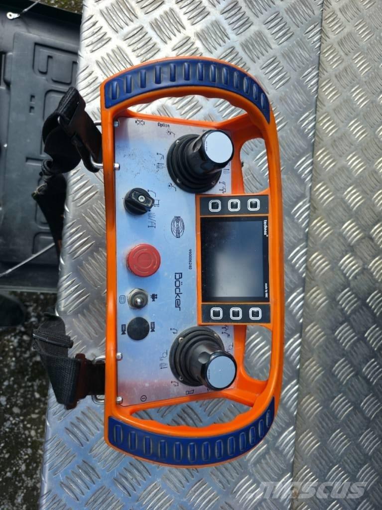 Böcker AHK 36/2400 Other cranes