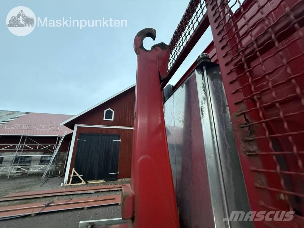 Volvo FM 12 Hook lift trucks