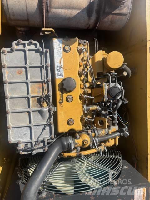 CAT 317 B L Crawler excavators