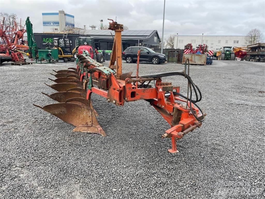 Kverneland BB 100 Ploughs