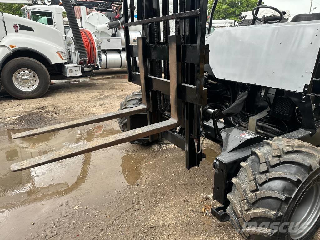 Palfinger CR50 Rough terrain truck