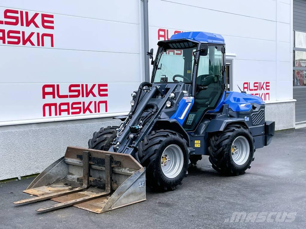 Multione 11.9K Telescopic wheel loaders