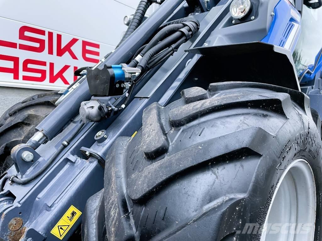 Multione 11.9K Telescopic wheel loaders