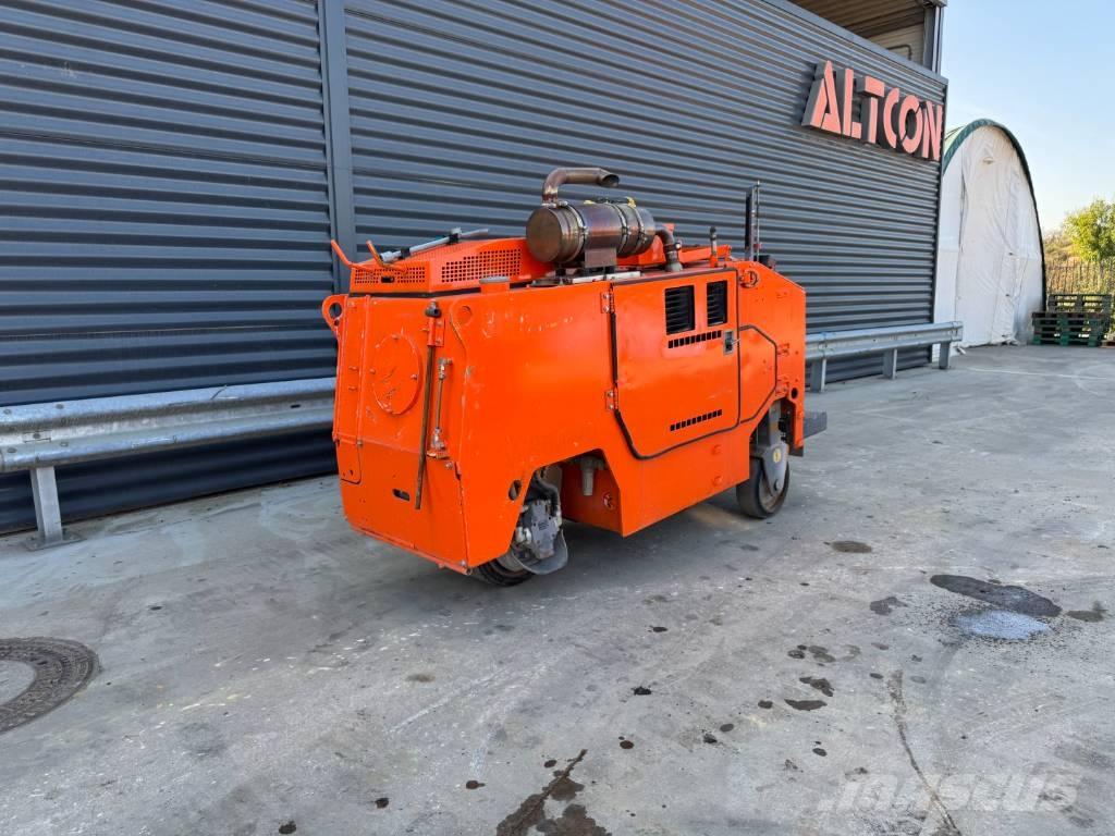 Wirtgen W 350 Asphalt cold milling machines