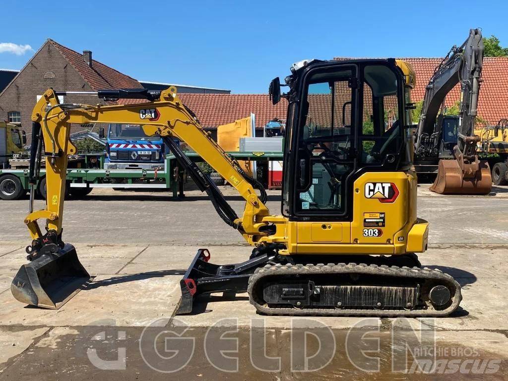 CAT 303 - 3 Buckets Mini excavators < 7t