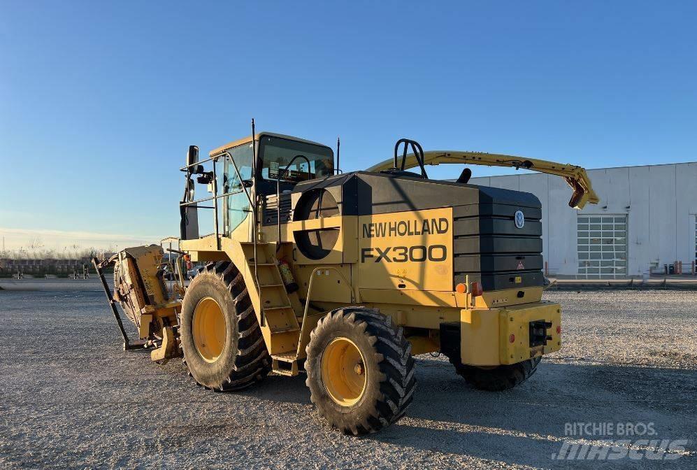 New Holland FX 300 Self-propelled foragers