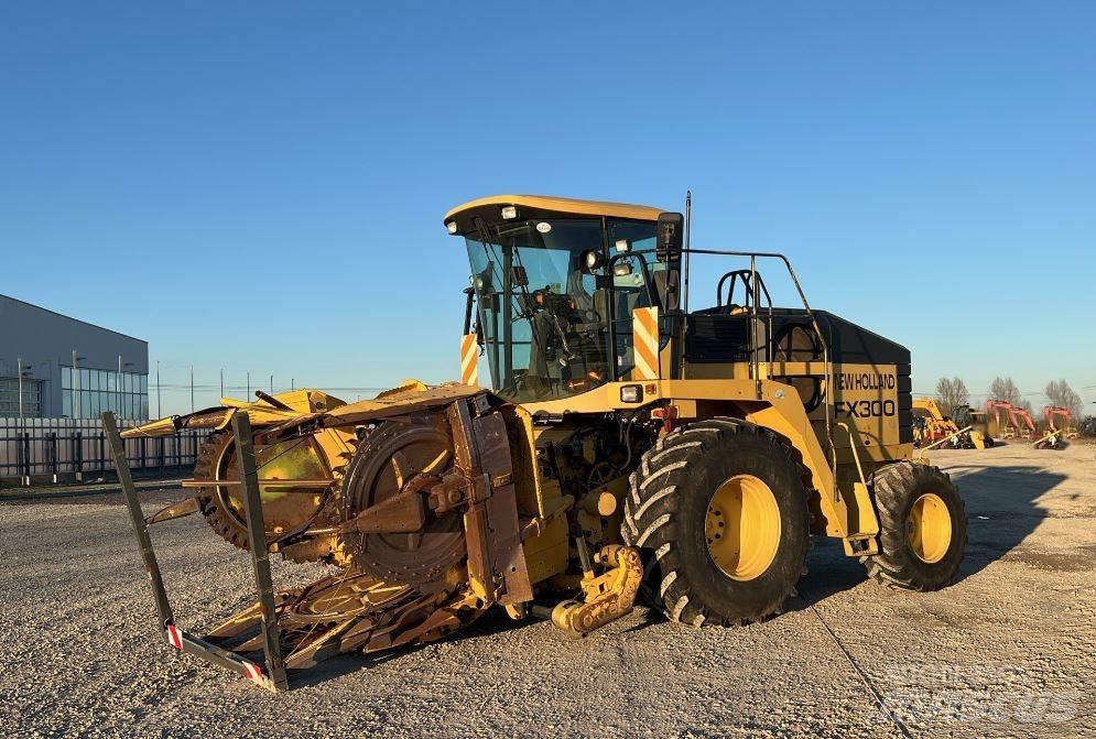 New Holland FX 300 Self-propelled foragers