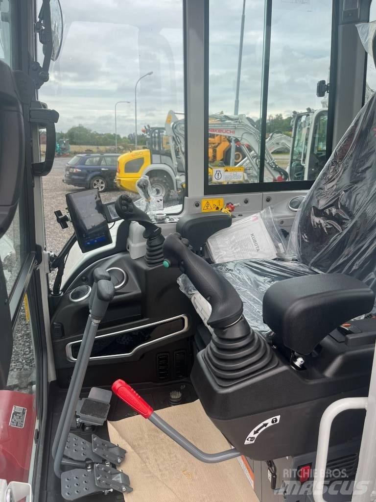 Takeuchi TB350R Mini excavators < 7t