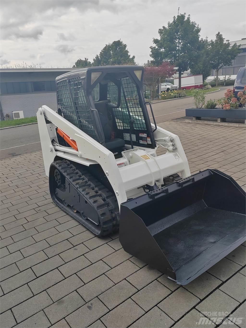 Bobcat T140 Crawler excavators