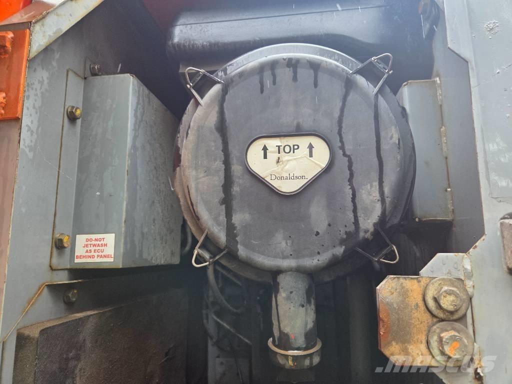 Hitachi ZX 210 LC-3 Crawler excavators