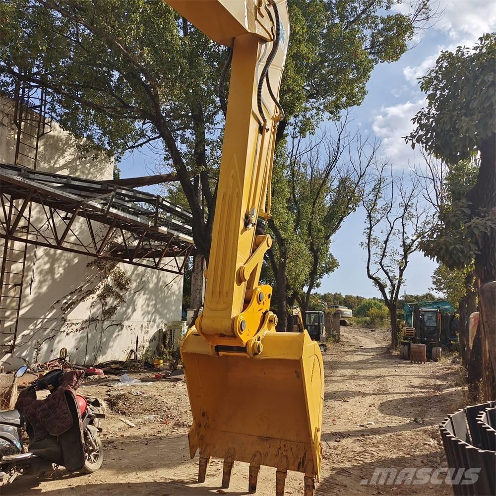 Komatsu PC 240 Crawler excavators