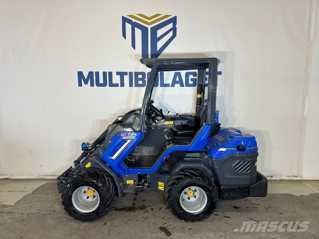 Multione 7.2K Skid steer loaders