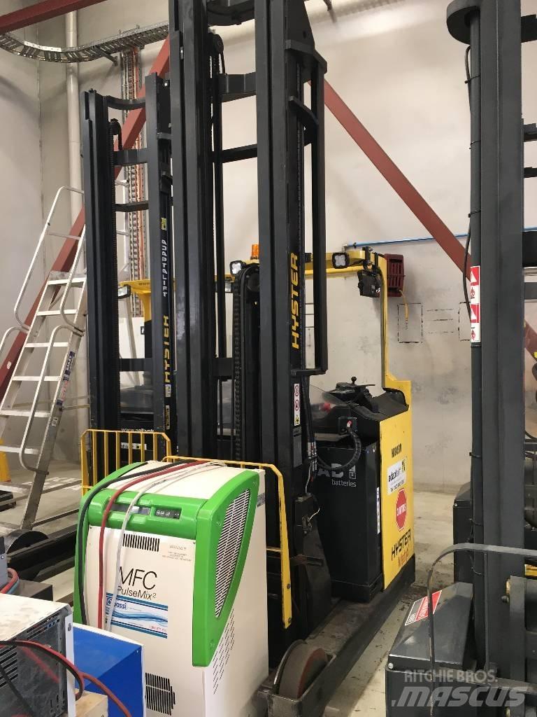Hyster R2.0H Reach truck
