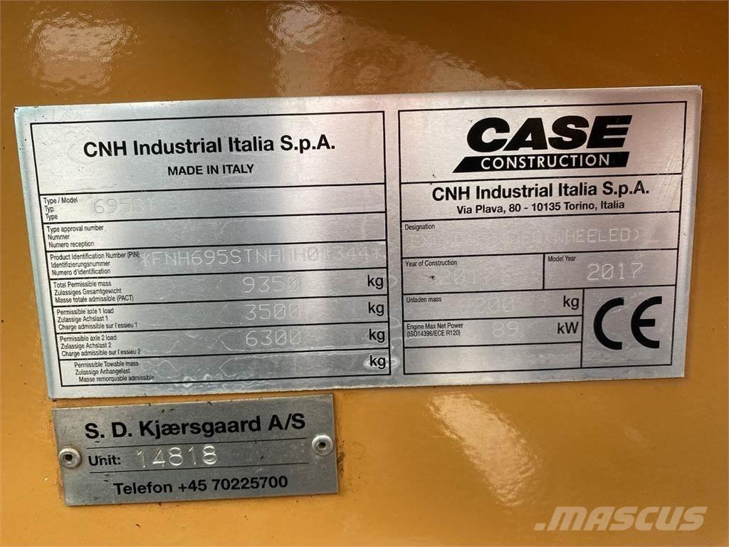 CASE 695 ST TLB's