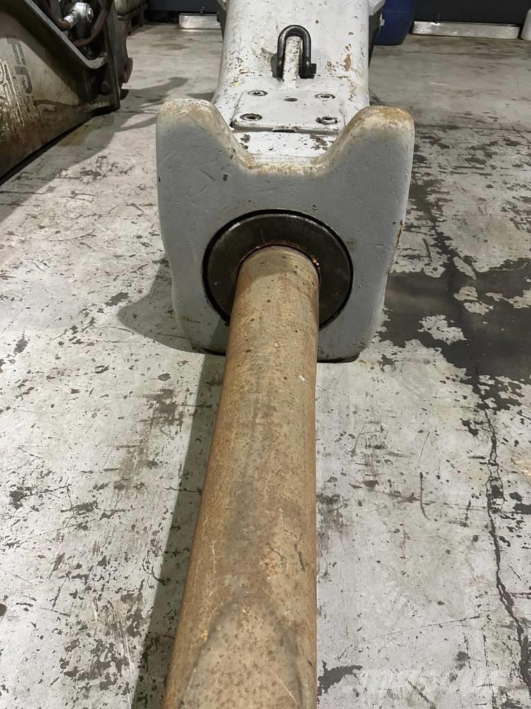 Furukawa F45LN Hammers / Breakers