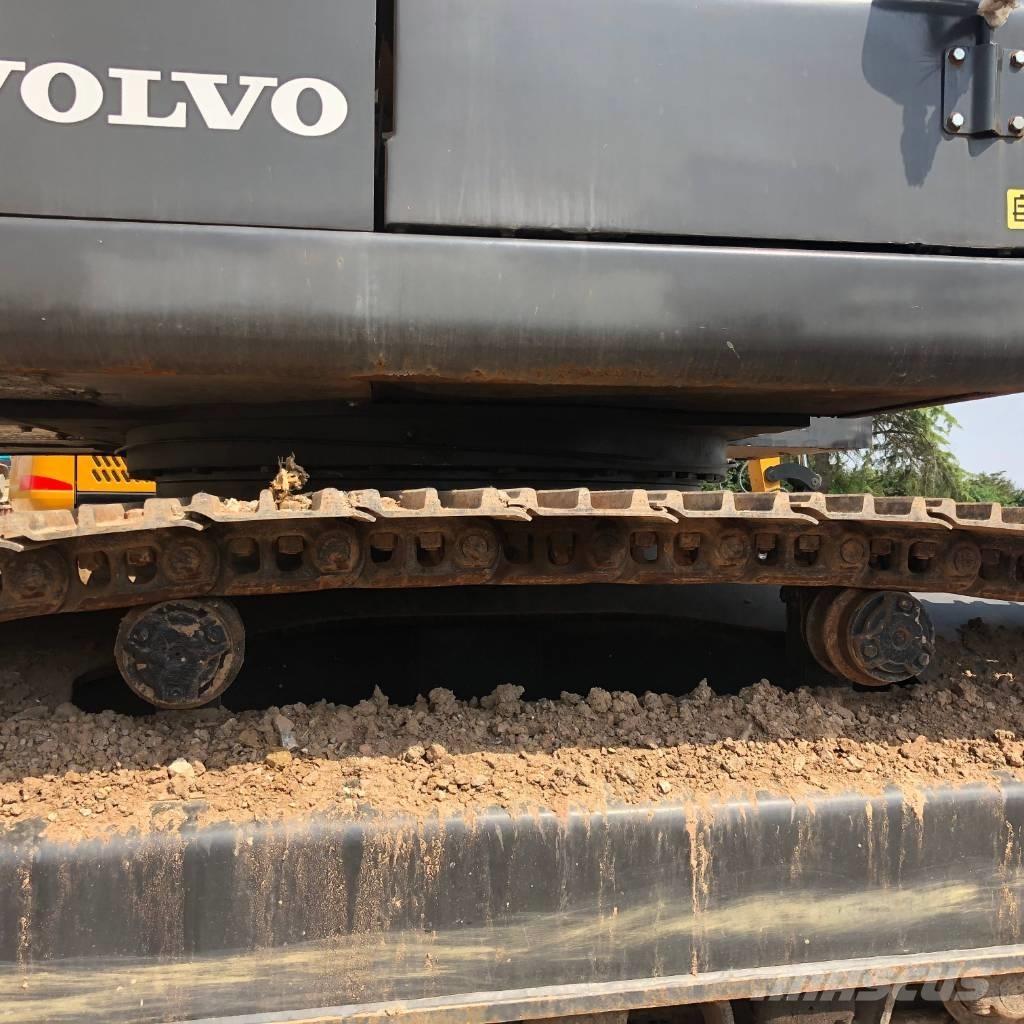 Volvo EC240 Crawler excavators