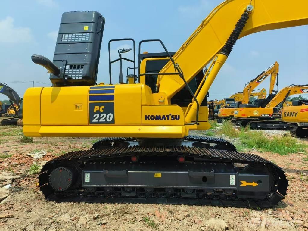 Komatsu PC 220-8 Crawler excavators