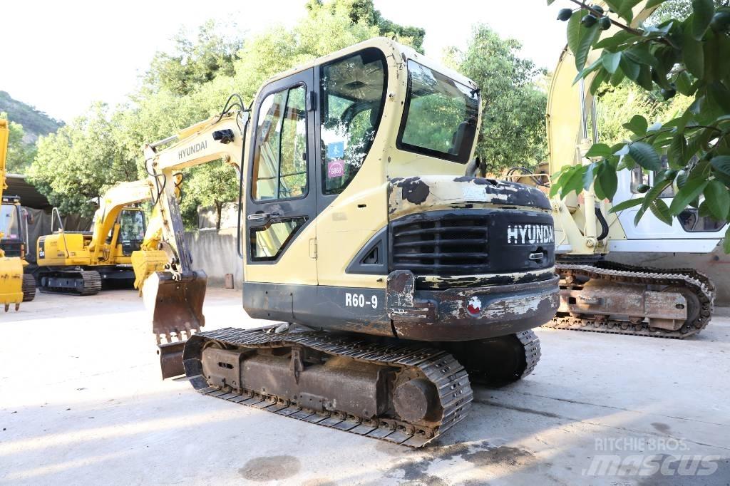 Hyundai R60-9 Mini excavators < 7t
