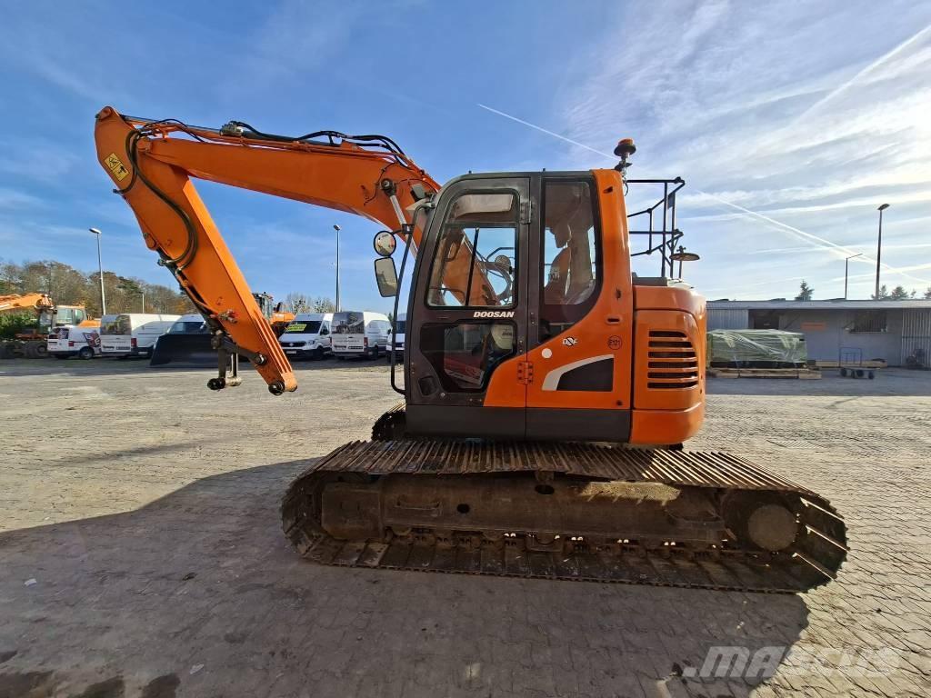 Doosan DX 140 LCR Crawler excavators