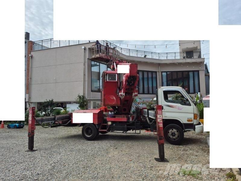 Hansin HS2750 Truck mounted aerial platforms