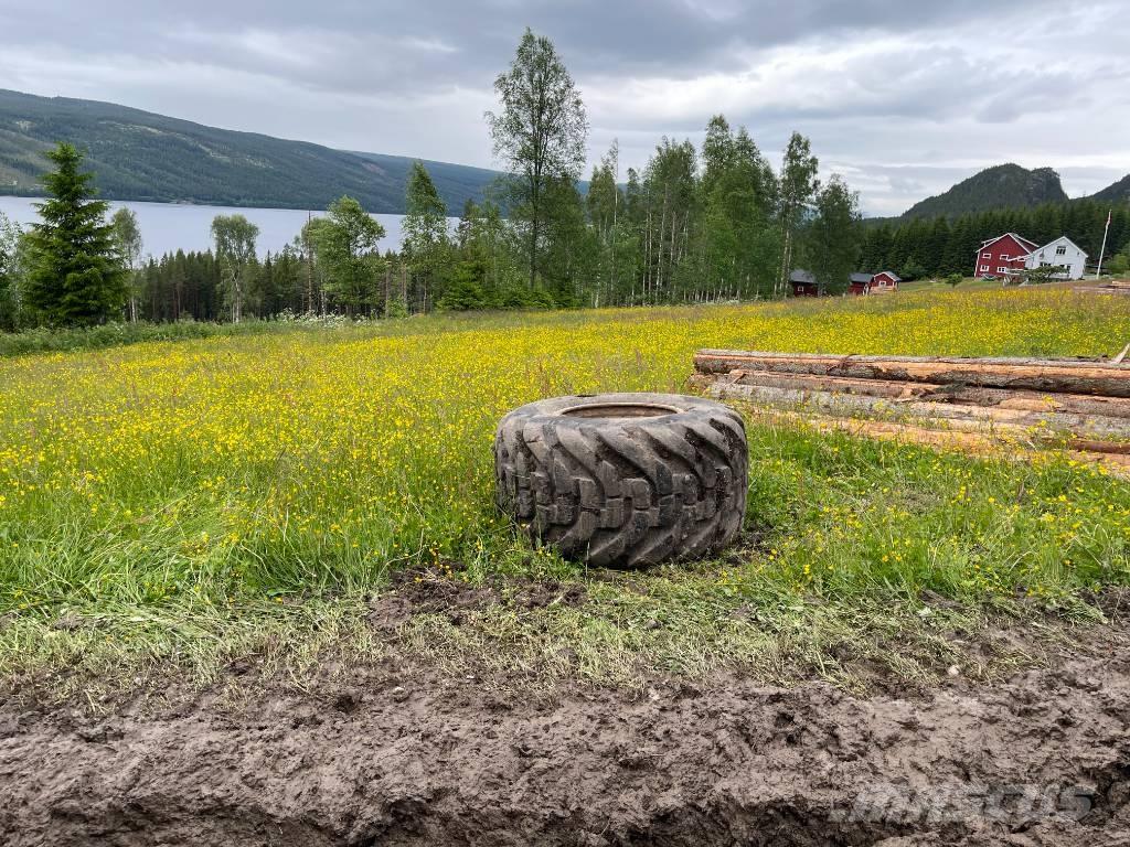 Ponsse BISON AF 8W Forwarders