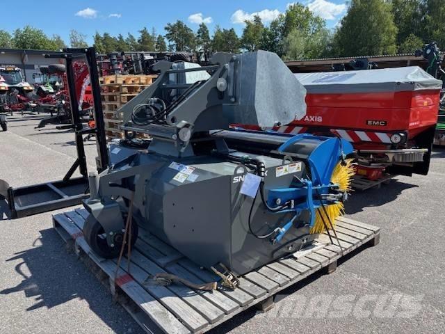 Snowek Circulus C220 Sweepers