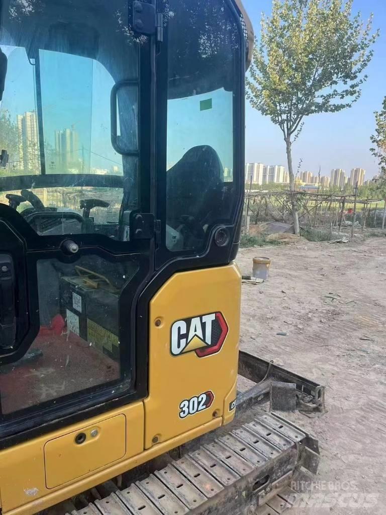 CAT 302 Mini excavators < 7t
